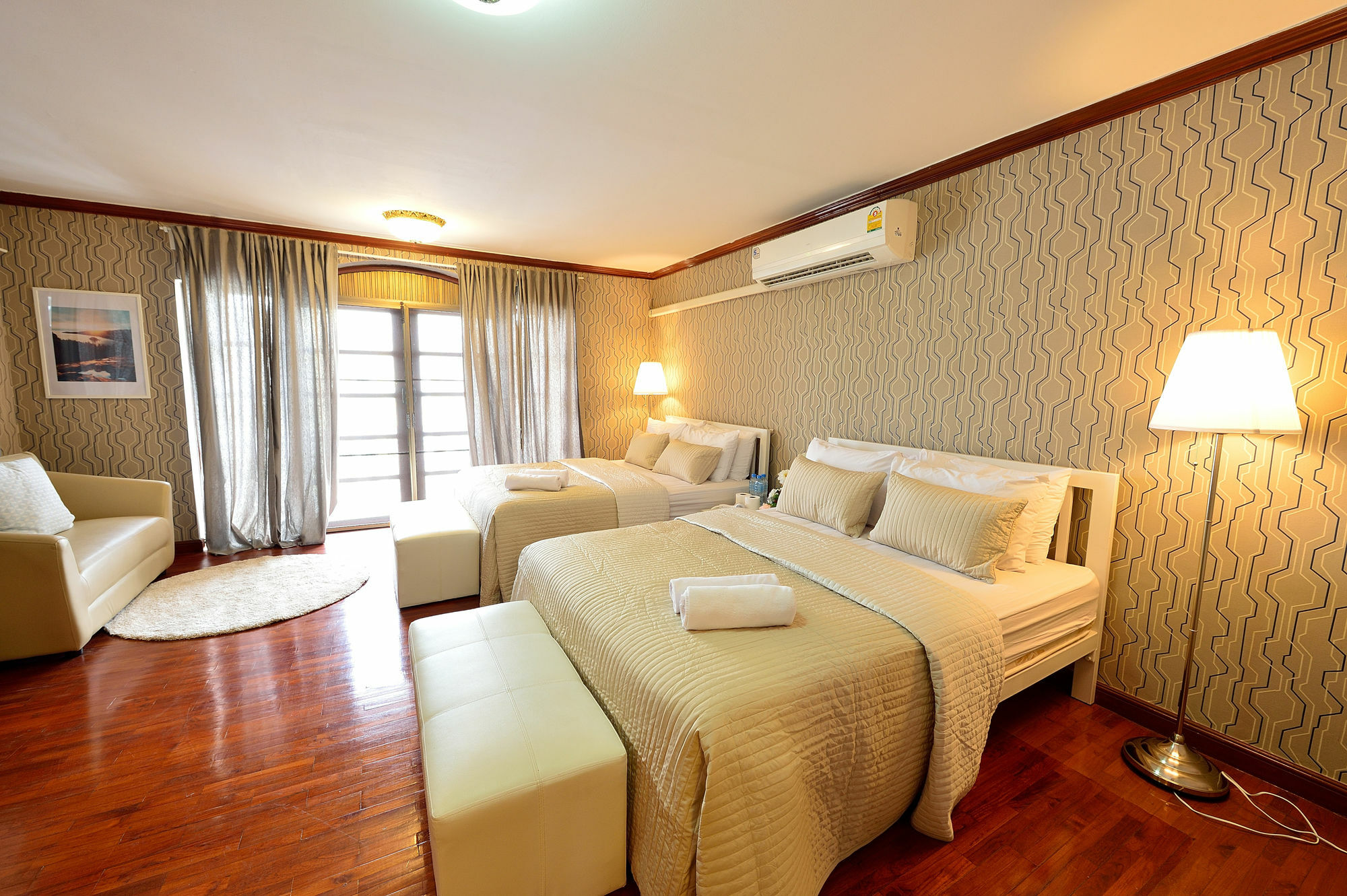 Lost And Found Bed And Breakfast Bangkok Exterior photo
